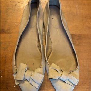 Elegant Tan Bow Flats